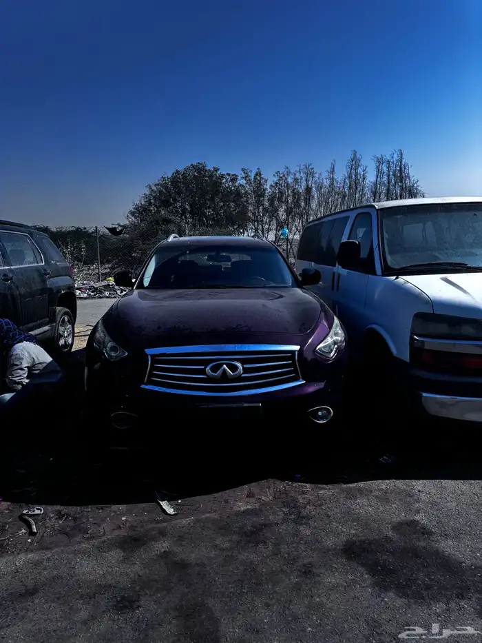قطع غيار انفنتي كيو اكس 70 Qx70 تشليح 0