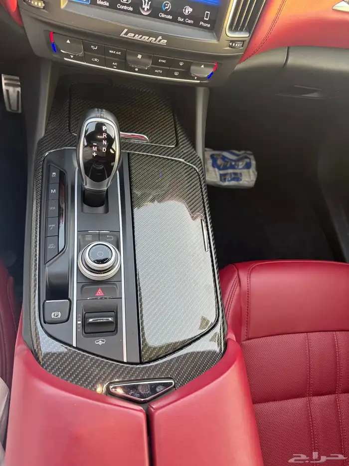 مزاراتي ليفانتي سبورت Maserati Levante Sport 2017 16