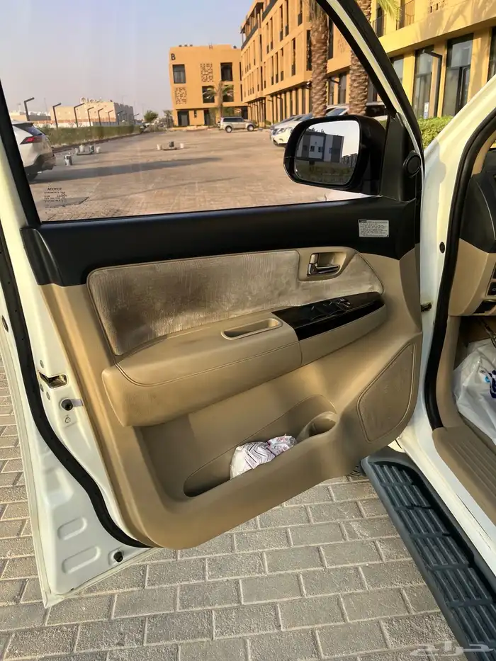 للبيع تويوتا فورشنر فل كامل 6 سلندر VX (قير عادي) 7