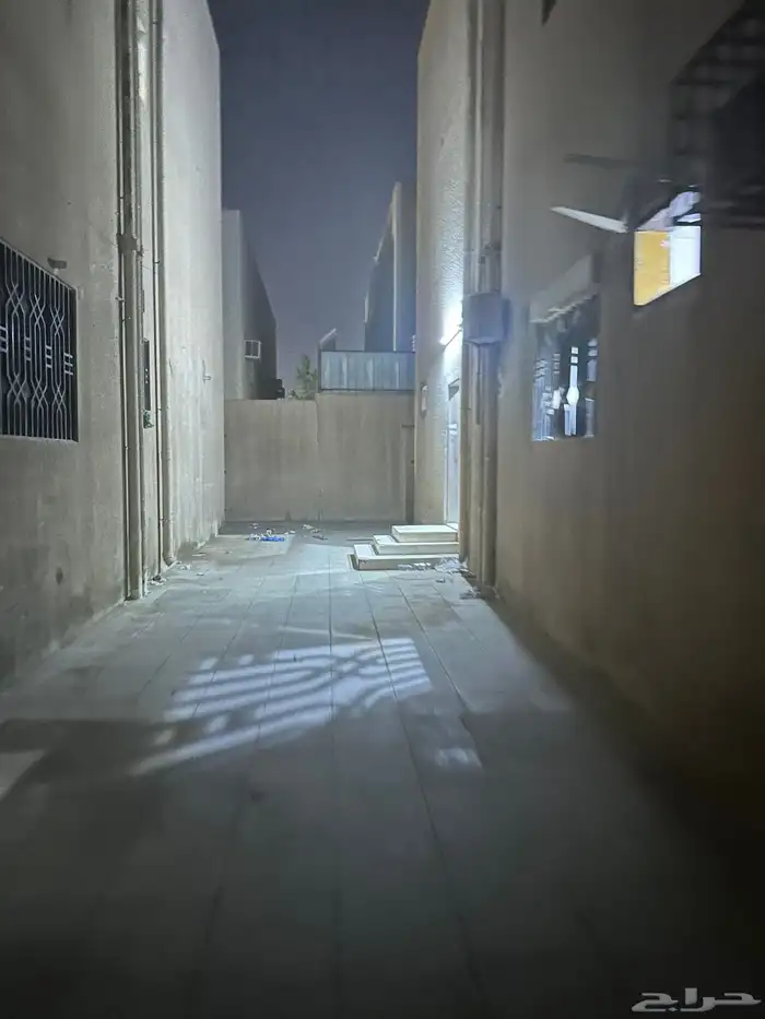 شقق للعزاب حى الشهدا 2500 4