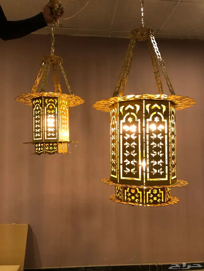 مصنع الاحتراف للإضاءة والصناعه 33