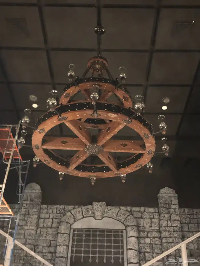 مصنع الاحتراف للإضاءة والصناعه 26