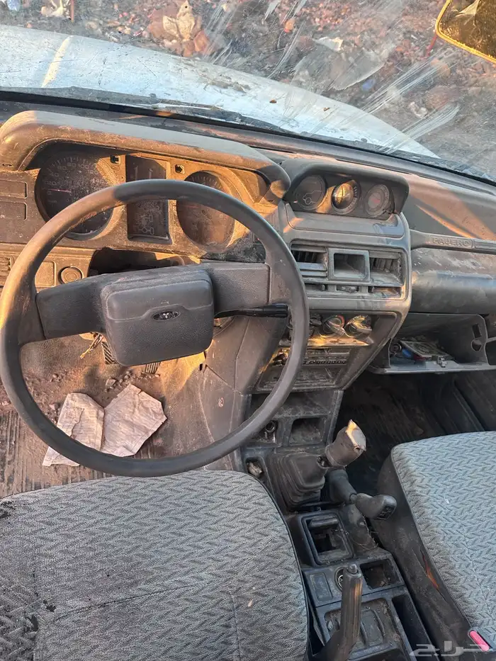 قطع غيار جيب باجيرو ميتسوبيشي 2
