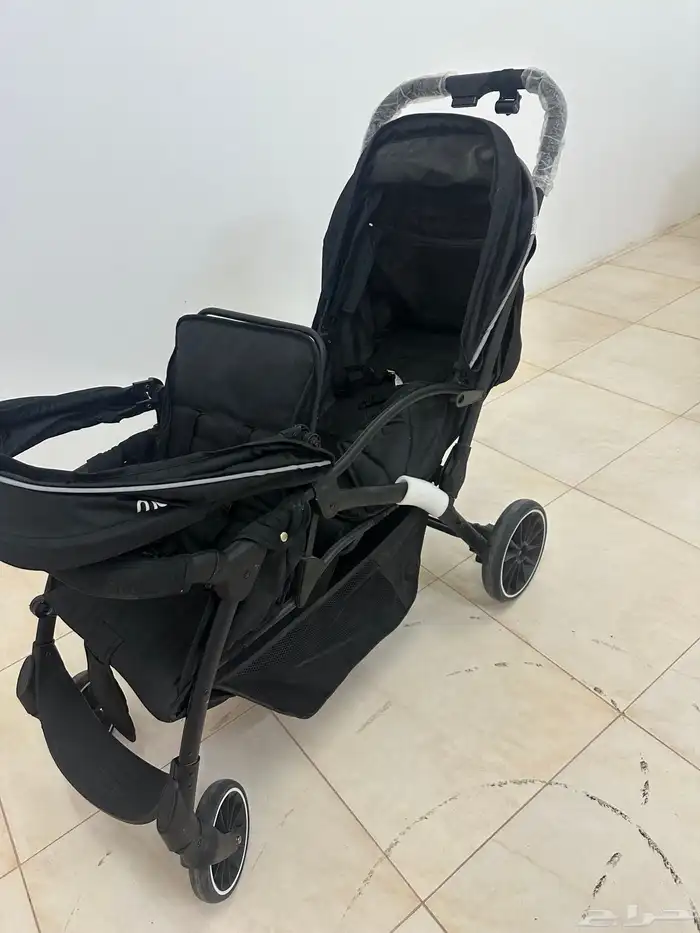 عربية أطفال توئم 1