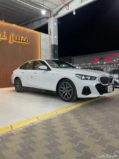 بي ام دبليو520 موديل 2024 فل كامل Kit M index