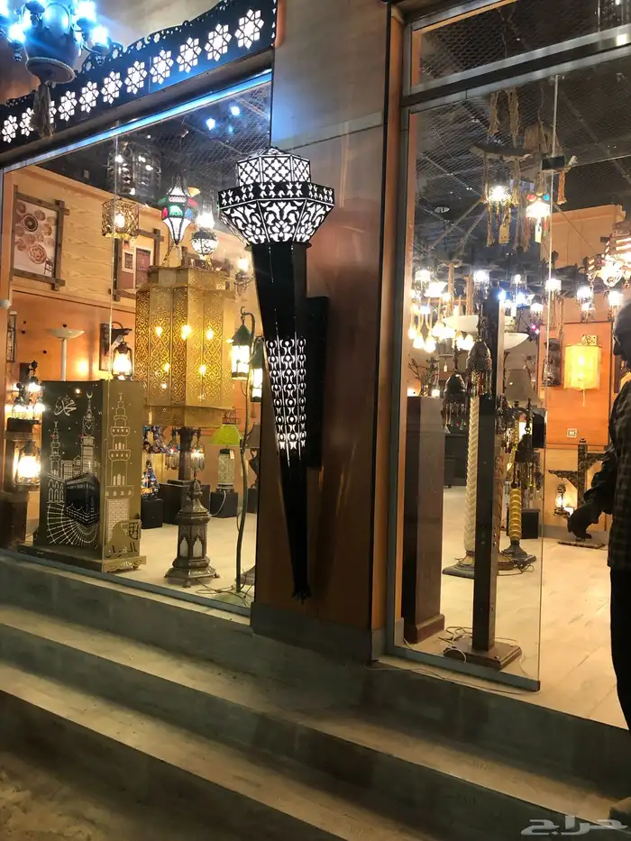 مصنع الاحتراف للإضاءة والصناعه 20