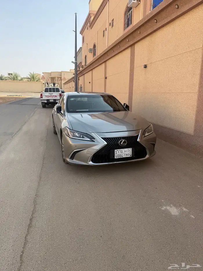 لكزس 2021 ممشى 182 الف فيه كبوت واستخدام كفو وكفرات جديدة 0