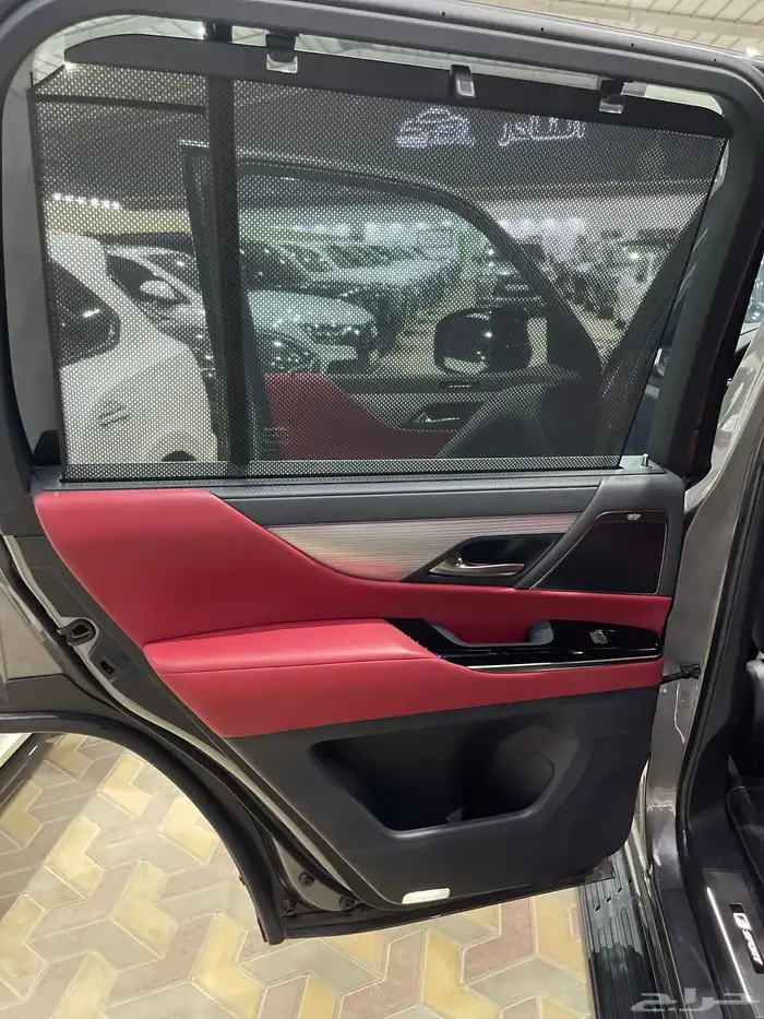 لكزس Lx600 F سبورت رمادي 24 عداد 11 الف 10