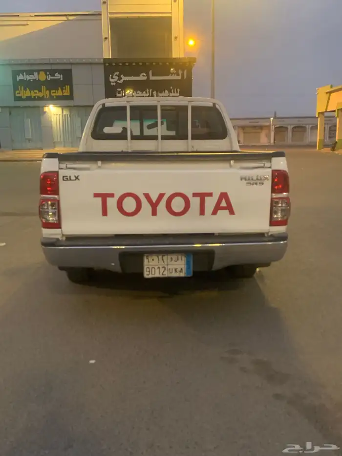 هايلكس للبيع مديل 2012 7