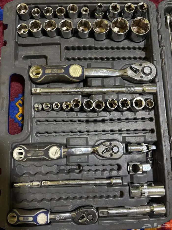 عده سيارات مكتمله 3