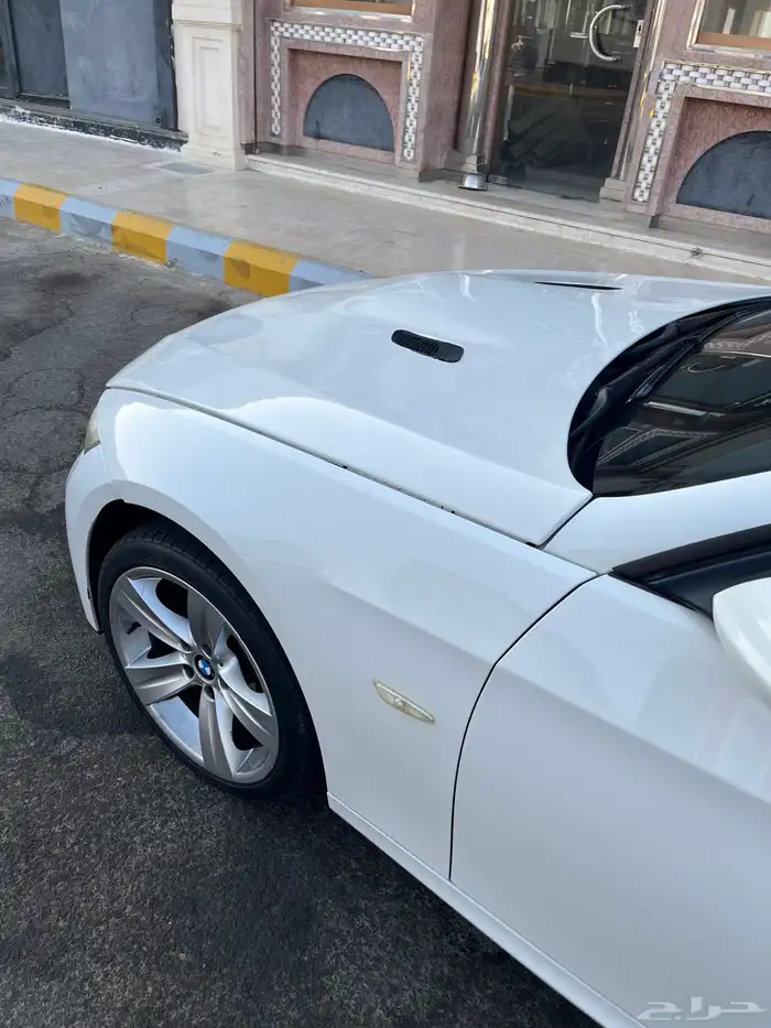 كبوت كاربون ام 3 BMW m3 carbon fiber hood 1