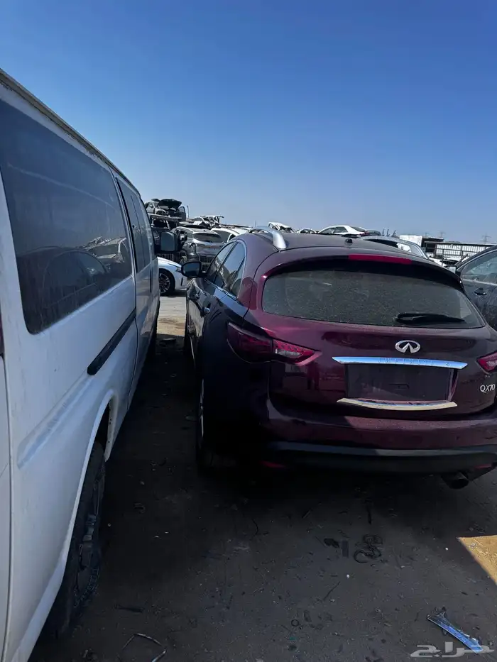 قطع غيار انفنتي كيو اكس 70 Qx70 تشليح 4