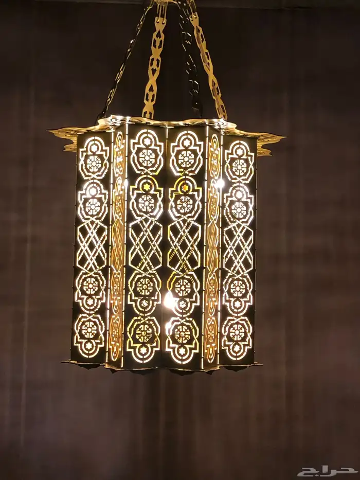 مصنع الاحتراف للإضاءة والصناعه 39