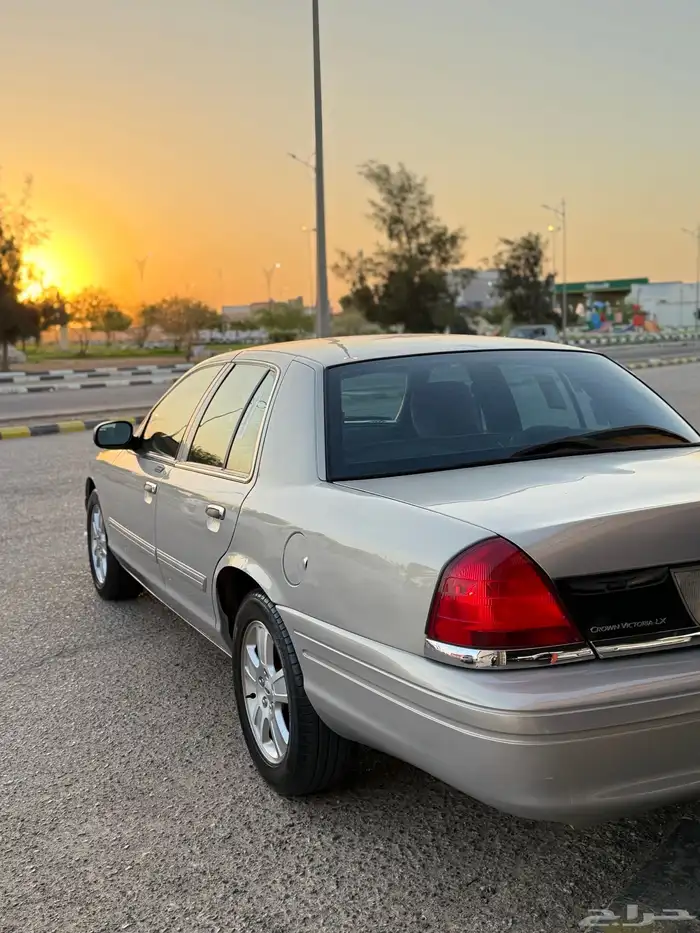 فورد 2011 9