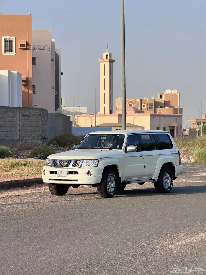 للبيع باترول نيسان 4