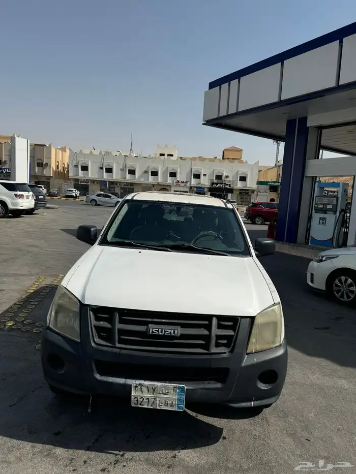 ايسوزو ديماكس غمارتين 2008 3