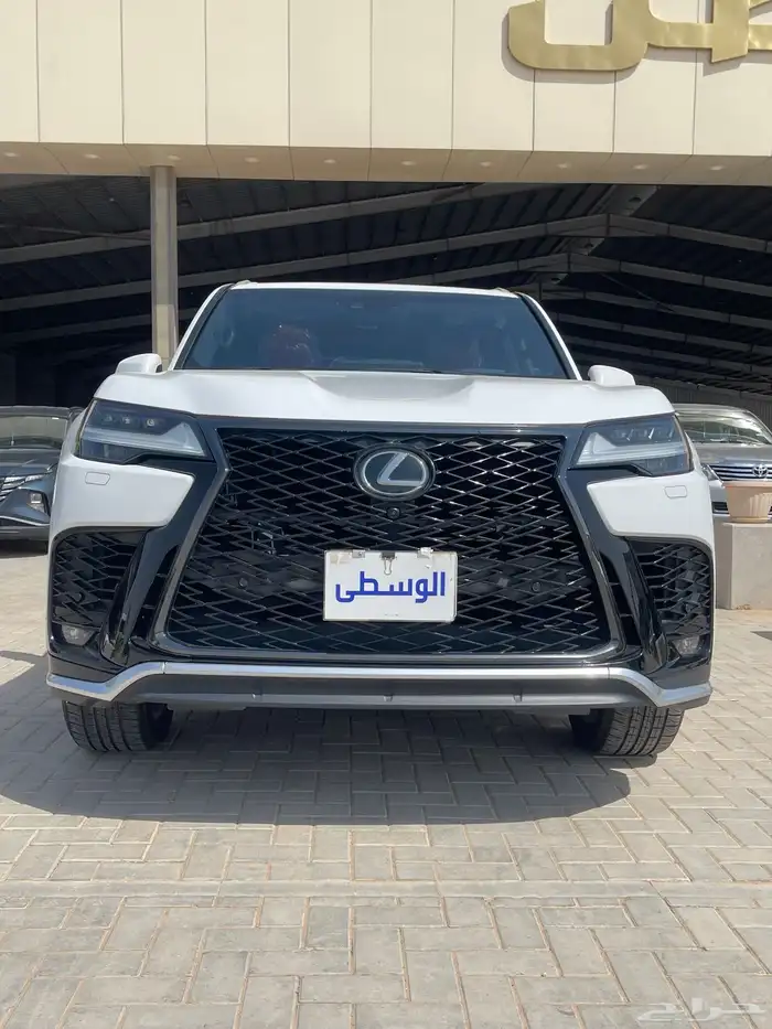 للبيع لكزس LX600 2023. سعودي 0