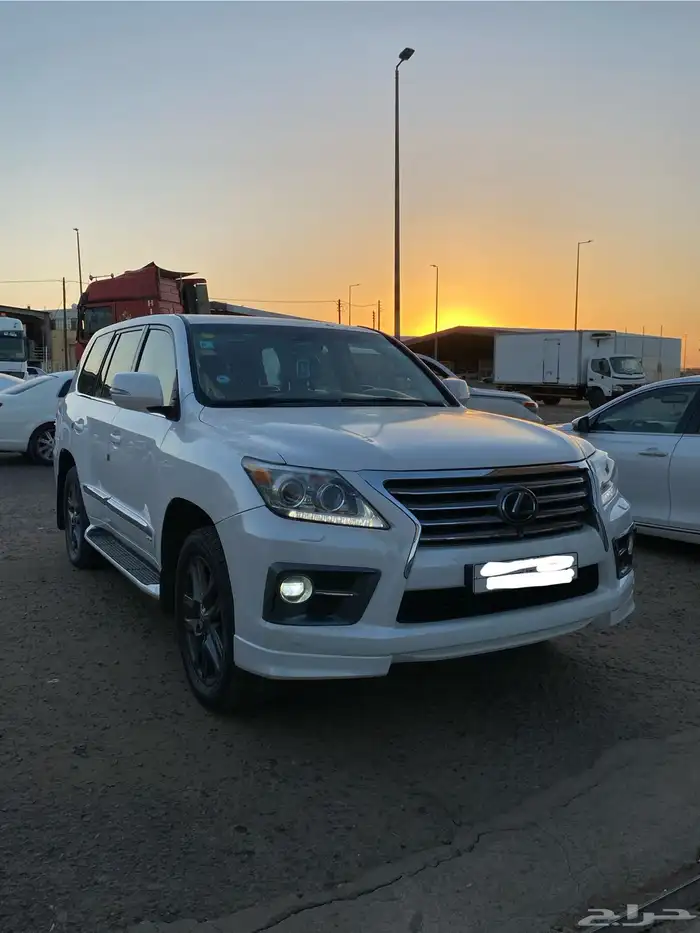 لكزس LX570 2014 DD فل كامل 47