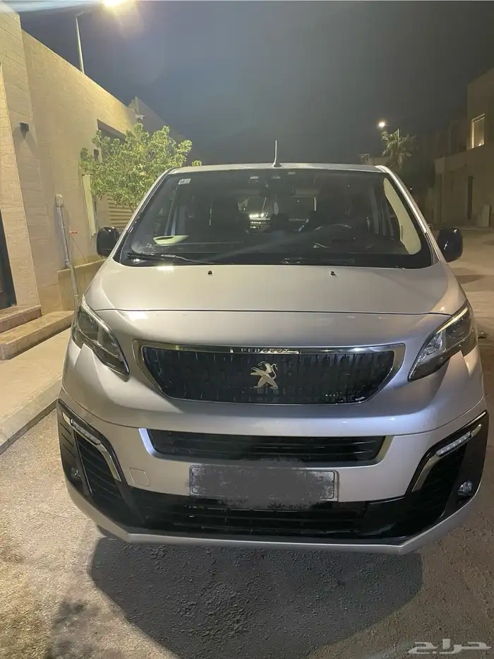 بيجو ترافل 2018 4