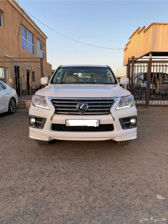 لكزس LX570 2014 DD فل كامل 3
