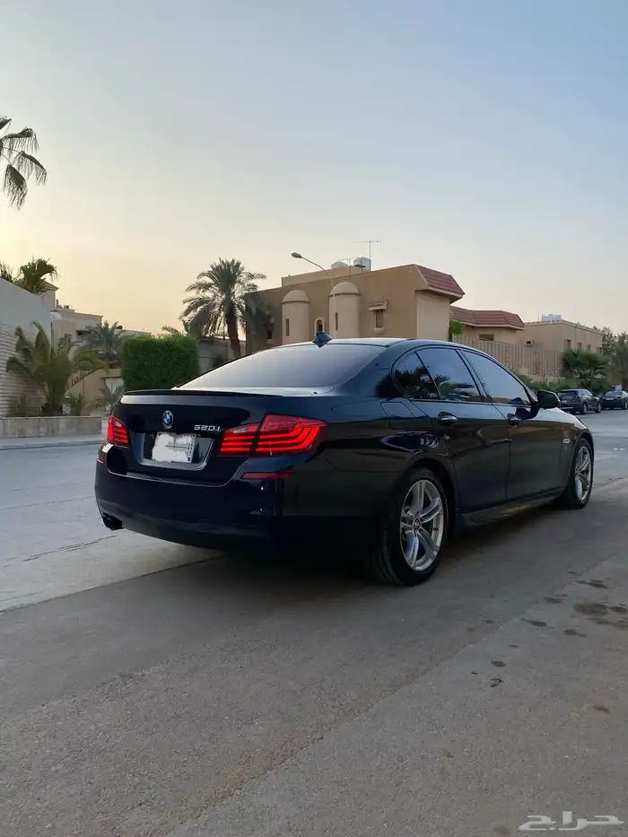 BMW 520i 2016 Mkit - نظيف جدا 2