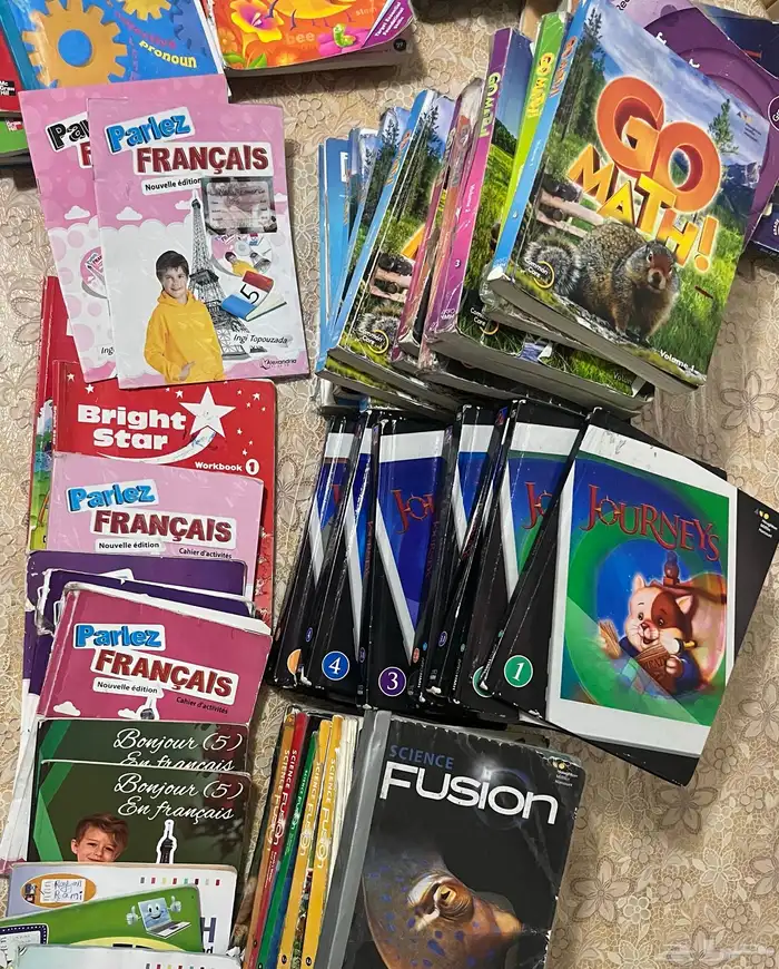 بيع كتب عالمية بالرياض 4