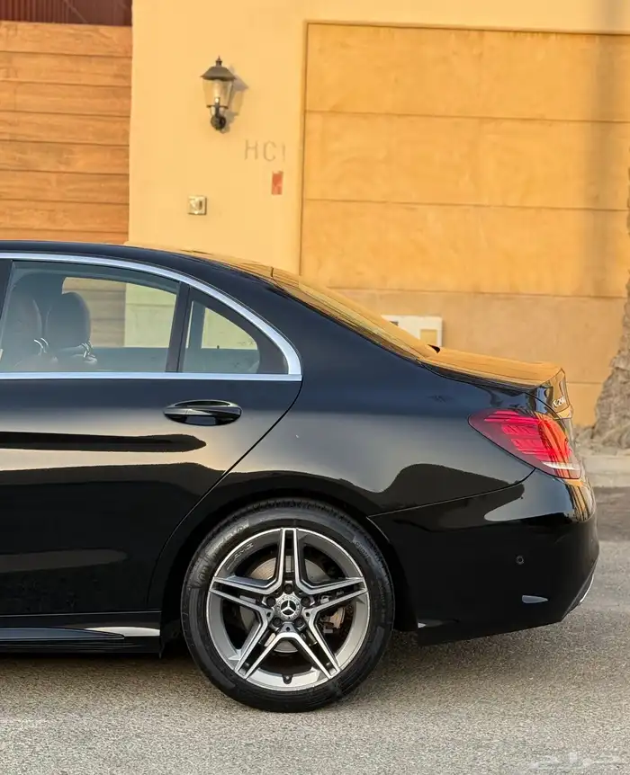 مرسيدس C200 Kit-AMG 2020 - بحالة الوكالة 5