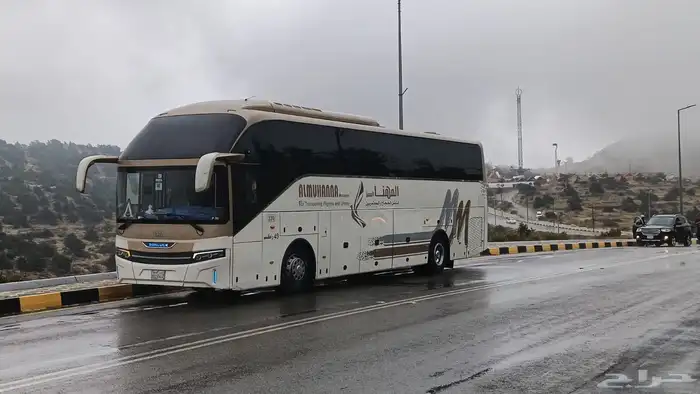 باصات للإيجار اليومي والشهري 0