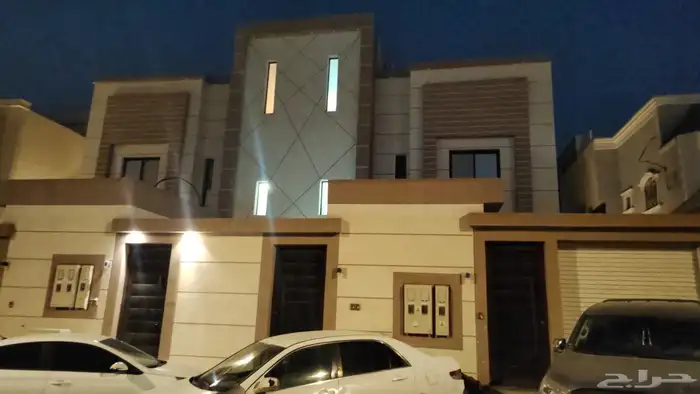 للبيع دور أرضي شبه جديد 0