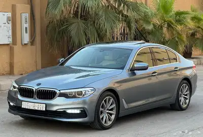 بي ام دبليو 520i 2018 (بحالة ممتازة) index