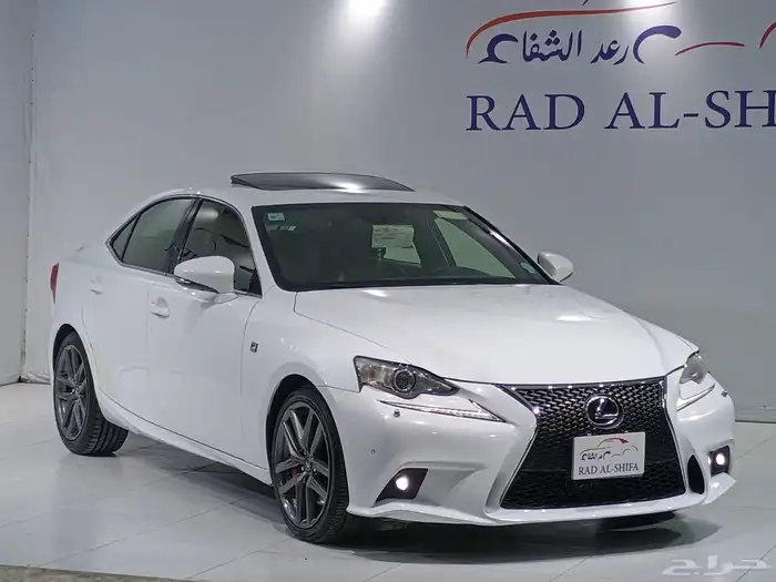 لكزس IS200t F Sport 2016 0