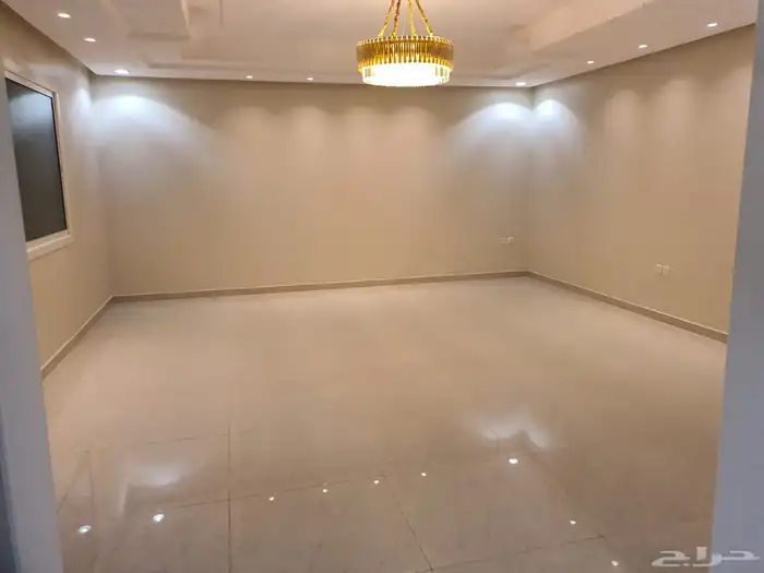 فيلا للبيع بالمونسية 75
