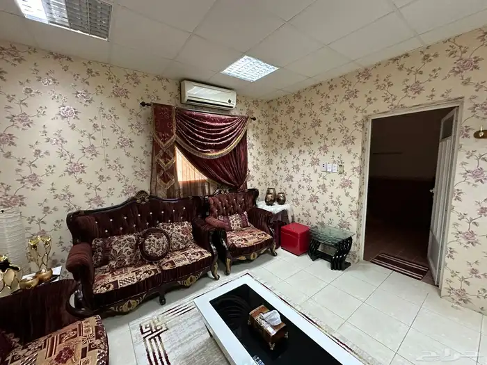 فلة للبيع 22