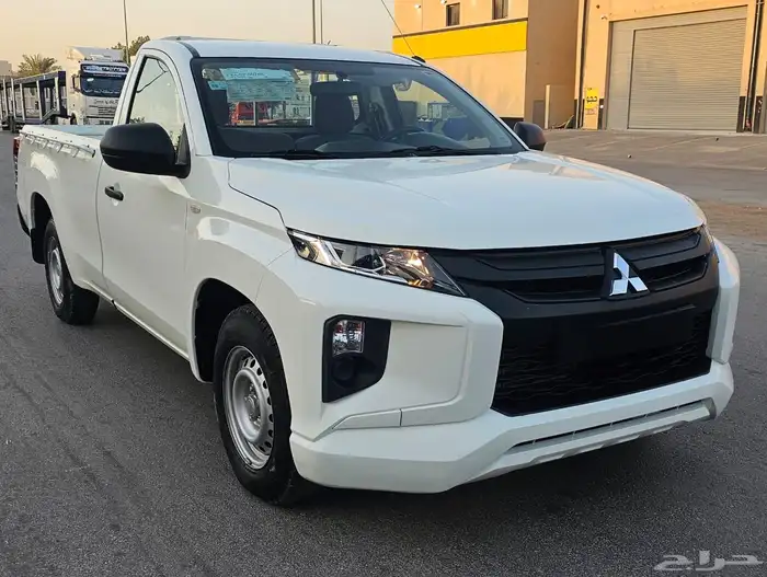 مستوبيشي غمارة L200 2023( عداد قليل ) 0