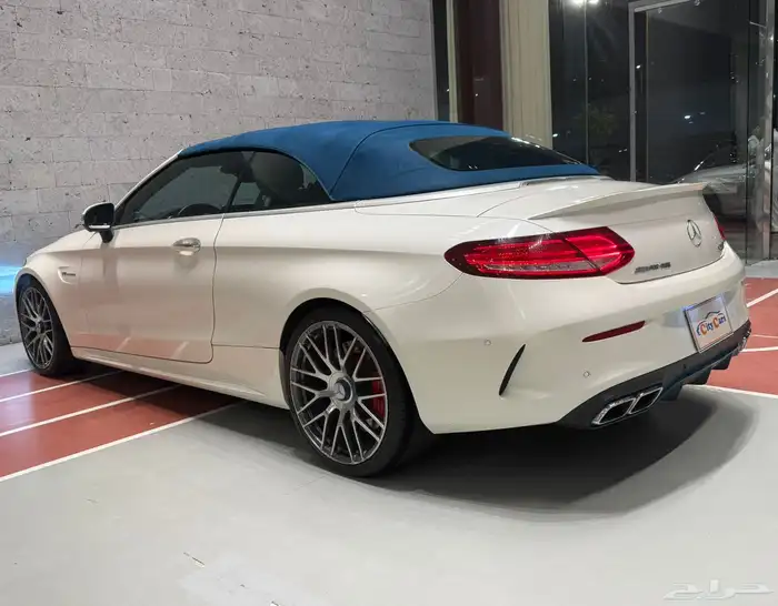 مرسيدس c 63amg 2018 13