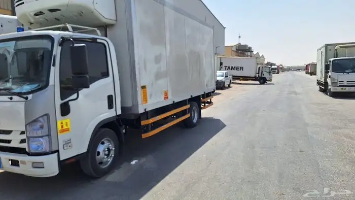 دناء ثلاجه لايجار بسوق وبدون سواق 1