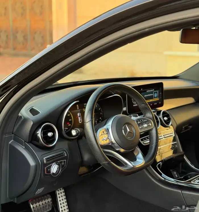 مرسيدس C200 Kit-AMG 2020 - بحالة الوكالة 10