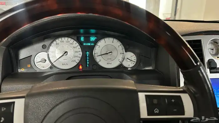 كرايسلر لمتد v60 2010 11