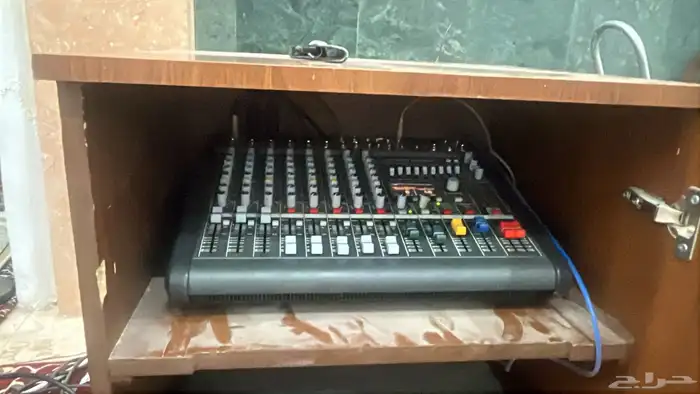 فني صوتيات 0