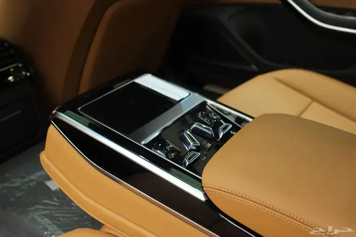 Audi A8L Chrome edition (full option) 2025 NEW 9