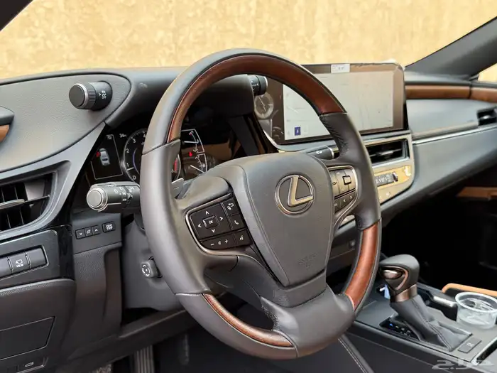 لكزس ES 350 2025 19