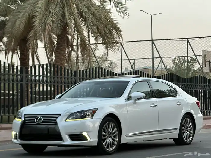 لكزس LS460 موديل 2014 سعودي فل لارج 2