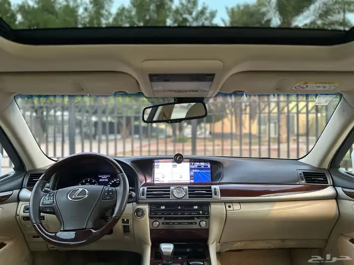 لكزس LS460 موديل 2014 سعودي فل لارج 29