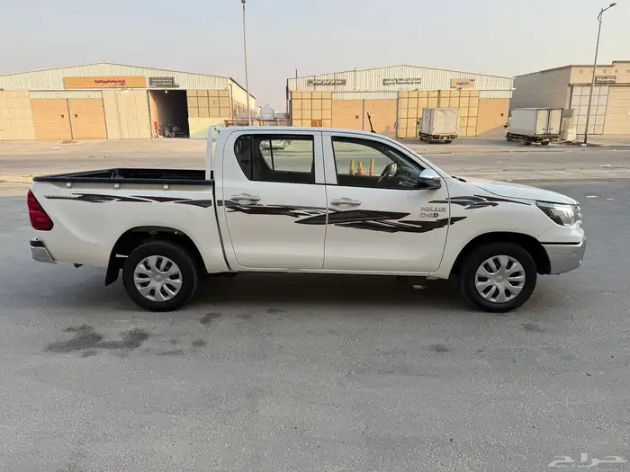 هايلكس 2021 ديزل عداد 186 الف - نظيفه جدا 8