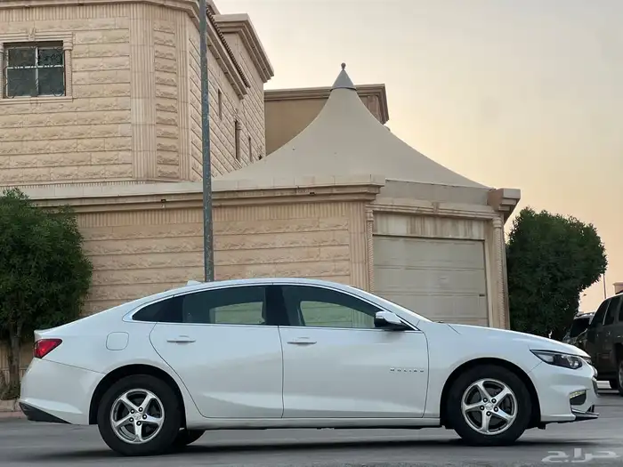 ماليبو 2018 نص فل نظيف جدآ بطاقه جمرك 7