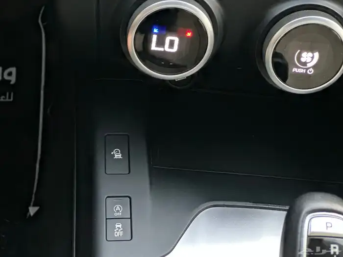 جيب جاكوار E PACE شبه جديد 2020 40