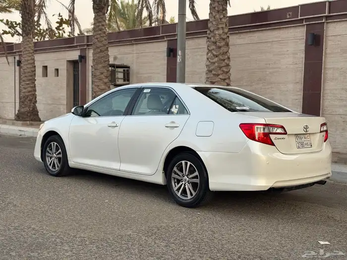 تايوتا كامري GL مطور 2015 19