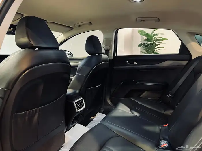 كيا K5 2020 بحاله الوكاله بطاقه جمركيه 9