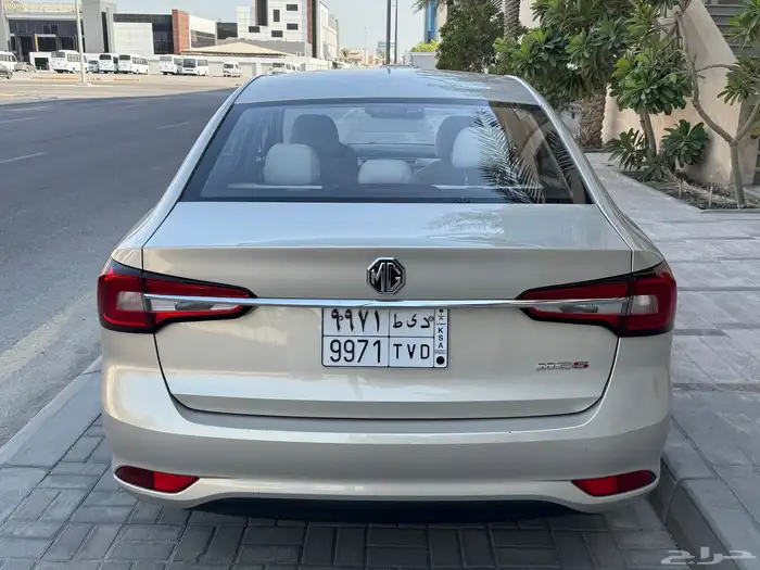 ام جي 5 موديل 2021 ماشي 66 الف فقط استاندر 2