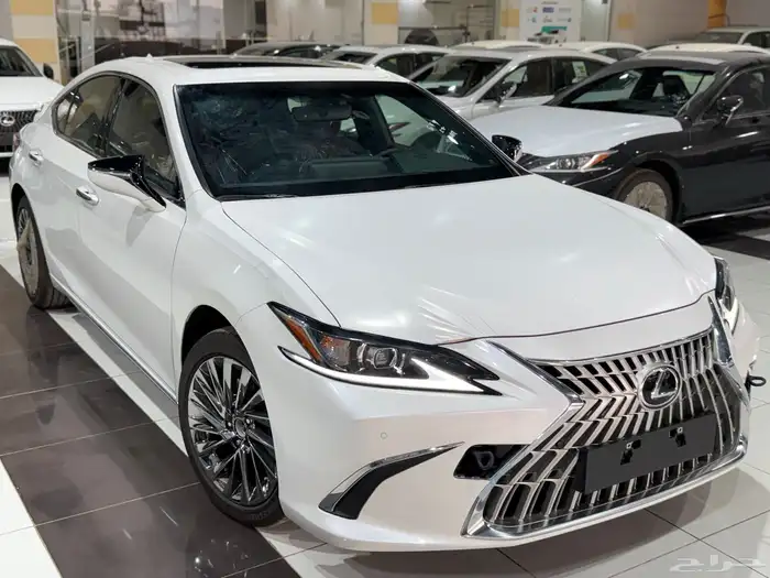 لكزس ES 350 ستاندر مطور بريمي فتحة سقف 2025 نظام 50-50 6